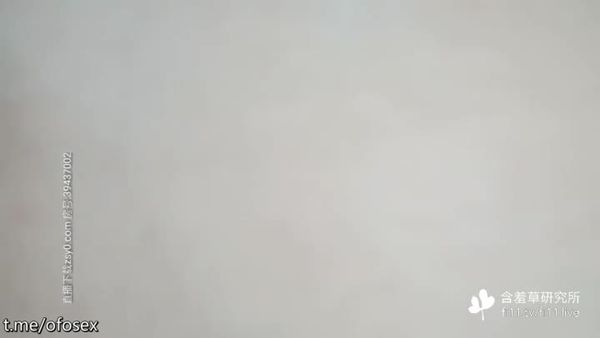 极品颜值苗条美女啪啪，深喉口交近距离掰穴猛操